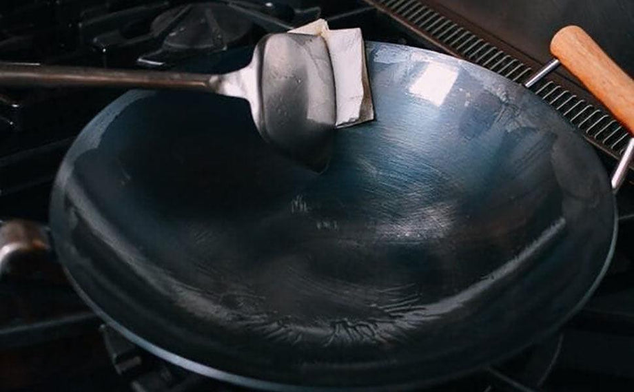 Got my first carbon steel wok, but I'm having some issues with my seasoning  : r/chinesecooking