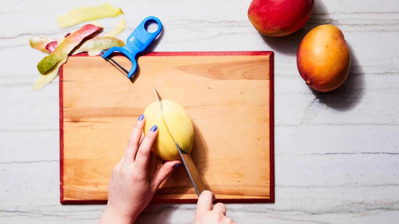 how to cut a mango