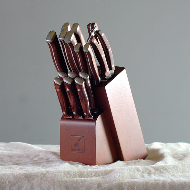 Hammered Japanese Knife Set with Steak Knives