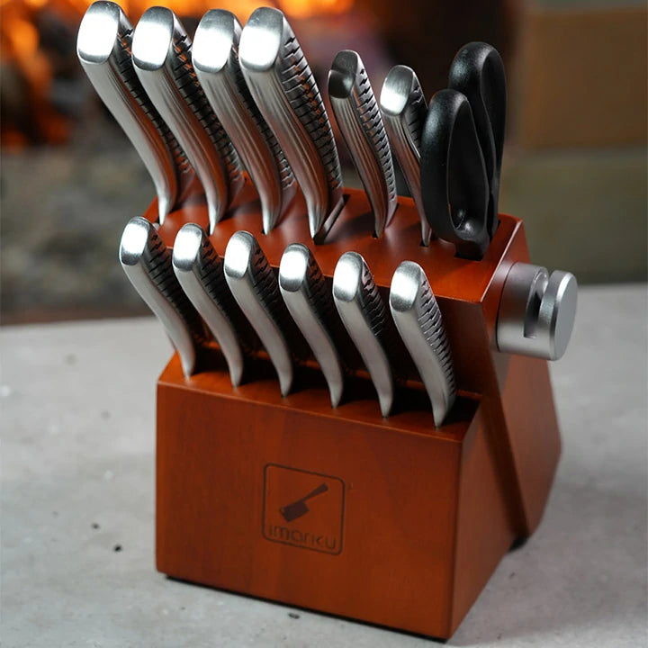 Say Goodbye to Rust with Our Rust-Resistant Knife Set Black