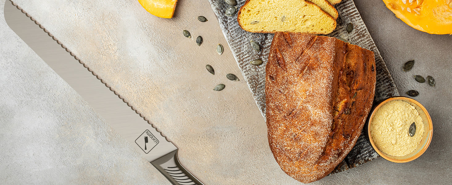 knife for cake and bread and bagels
