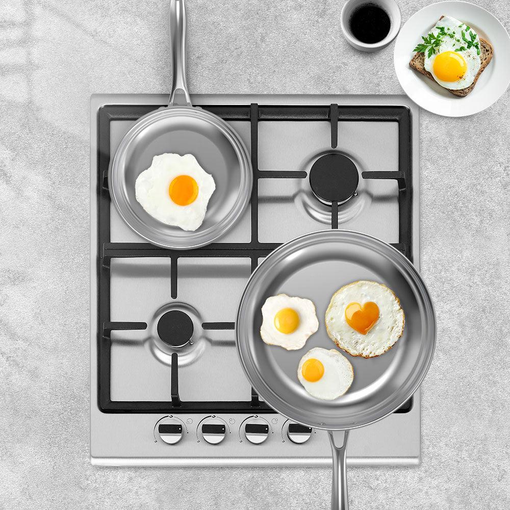 https://imarku.net/cdn/shop/products/hammered-cookware-set-fry-eggs.jpg?v=1690269477
